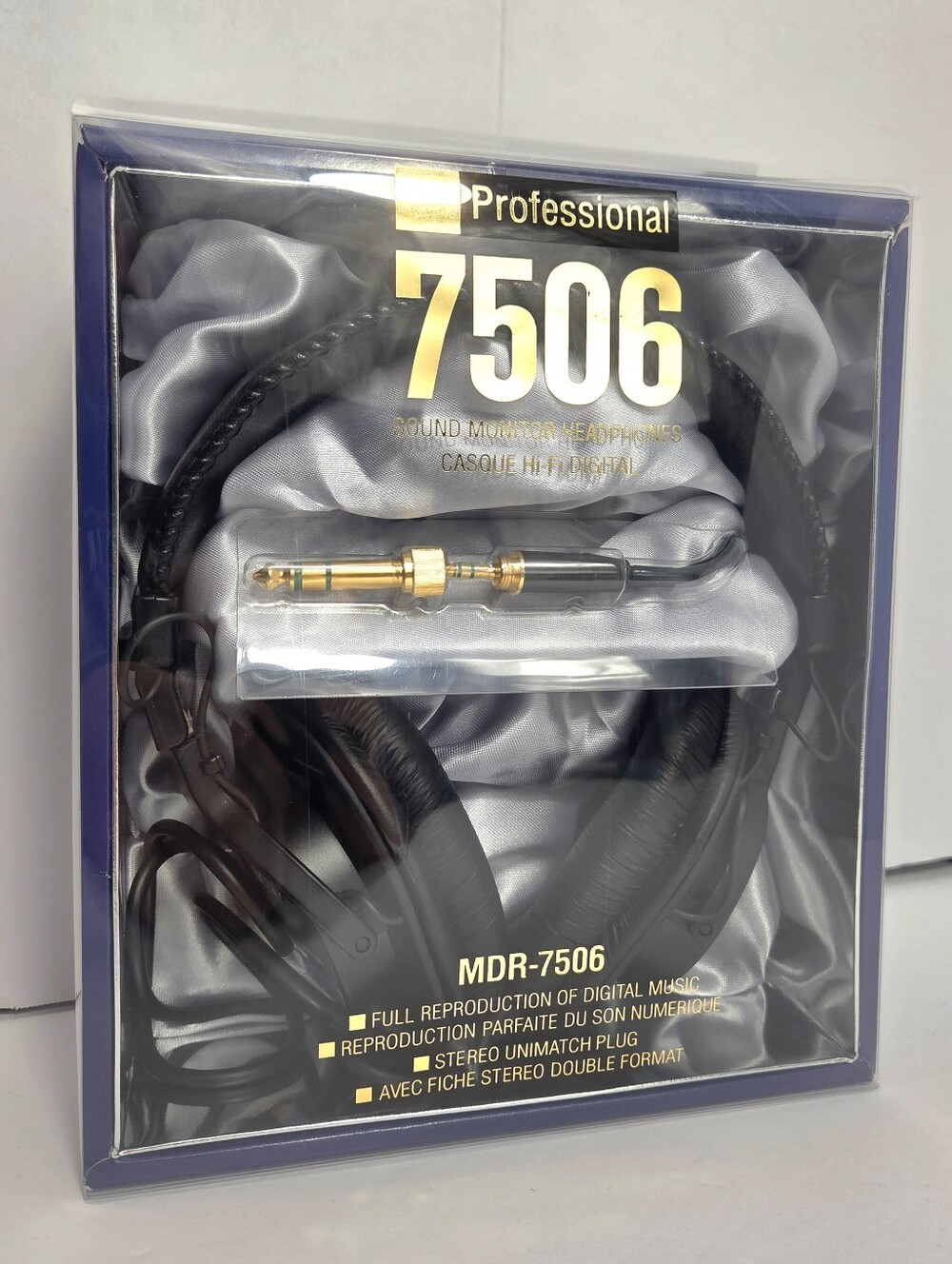 Sony MDR-7506 Professional Studio Monitor Headphones + Original Box - Like New